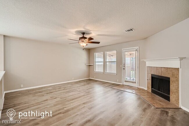 Foto del edificio - 5 br, 3.5 bath House - 3827 Valencia Peak ...