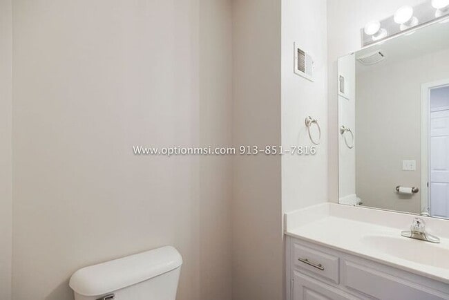 Building Photo - Heatherwood Subdivision!