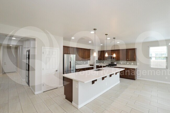 Building Photo - 10165 W Los Gatos Dr