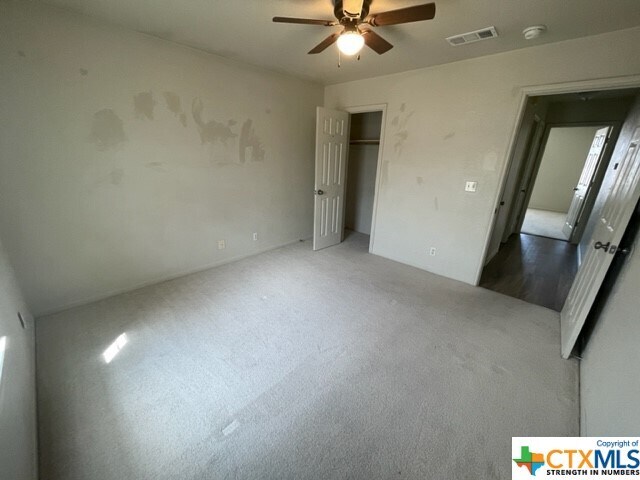 Foto del edificio - 3201 Hereford Ln