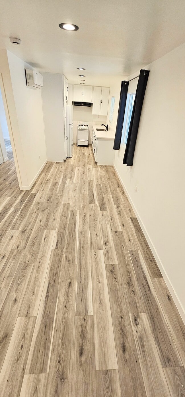 Foto del edificio - 315 E 16th St