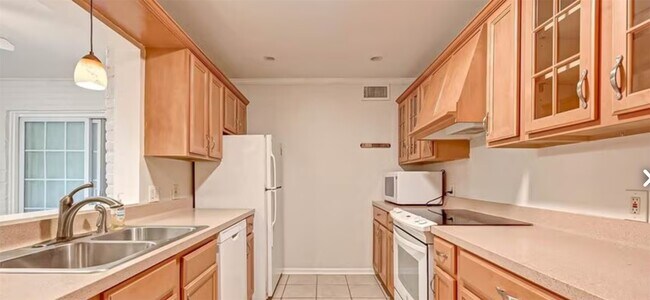 Foto del edificio - 6315 Crab Orchard Rd