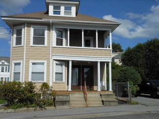 Building Photo - 677 Belmont St