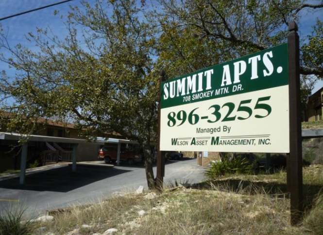 Building Photo - Summit Apartments