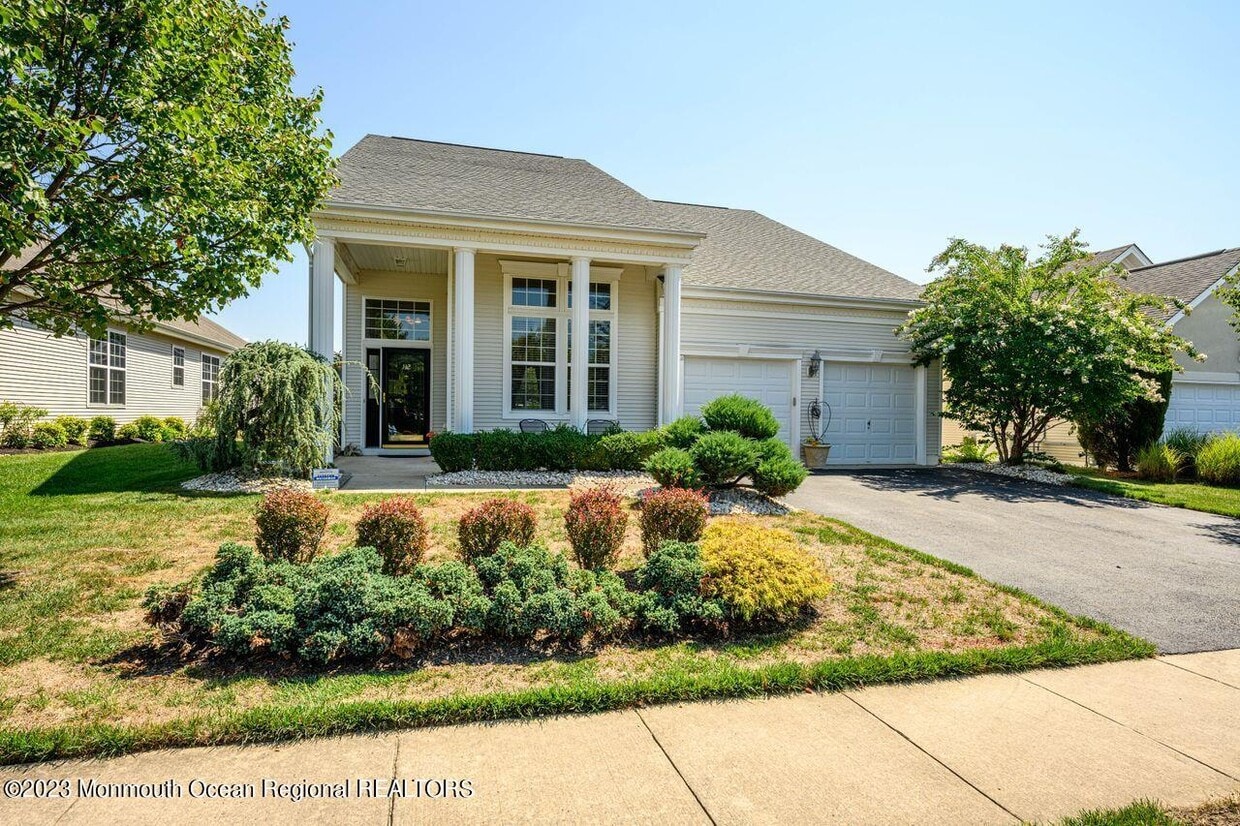 112 Nottingham Way, Jackson, NJ 08527 House Rental in Jackson, NJ