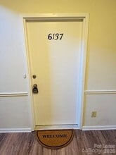 Building Photo - 6137 Meadow Rose Ln