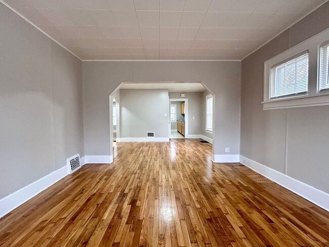 Foto del edificio - Three Bedroom Home in Muskegon