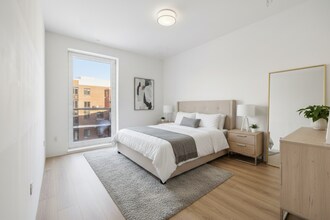 Building Photo - 1053 Commonwealth Ave