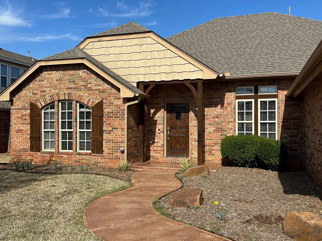 16324 Dustin Ln, Edmond, OK 73013 House Rental in Edmond, OK