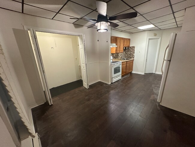Foto del edificio - 516 Oakwood St