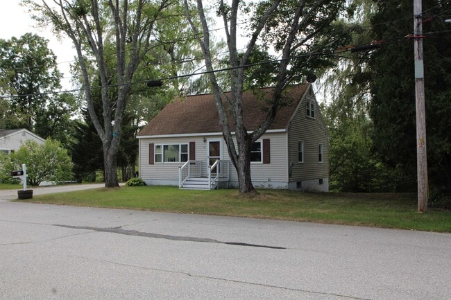 Building Photo - 13 Westside Dr