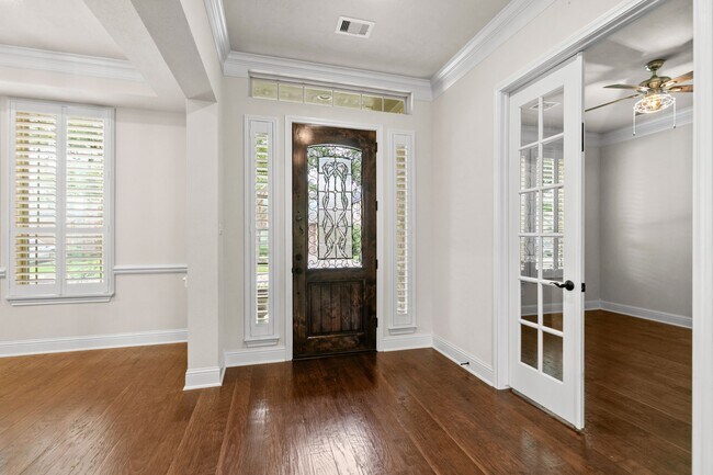 Foto del edificio - 18900 N Bee Cave Springs Cir