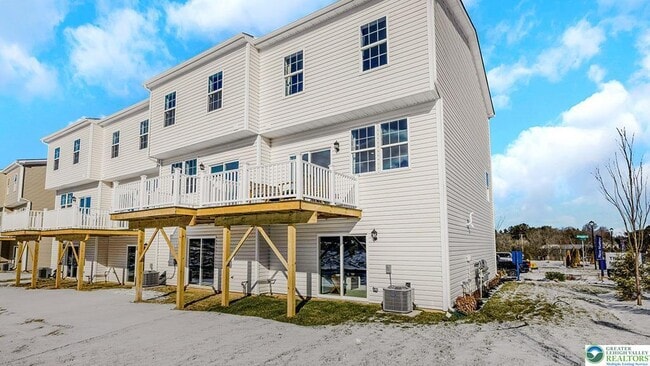 Foto del edificio - 8309 Alexander Ct