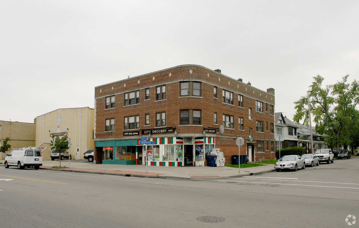 Primary Photo - 1225 Hertel Ave