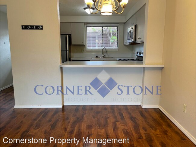 Foto del edificio - 3 br, 1.5 bath House - 1885 E Old Saybrook...