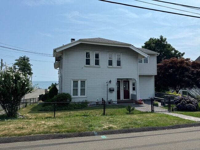 Building Photo - 83 Hawley Ave