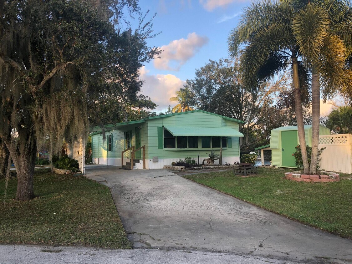 7797 SE Fork River Dr, Stuart, FL 34997 House Rental in Stuart, FL