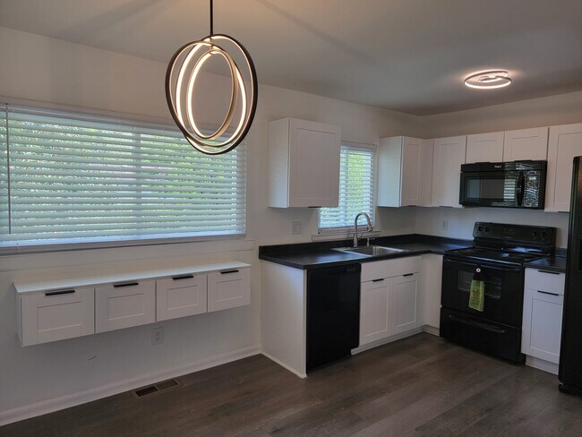 Foto del edificio - 3626 Jonathan Cir