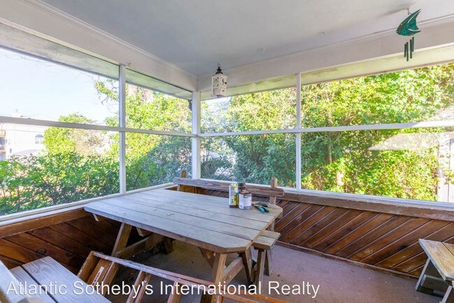 Building Photo - 2 br, 1 bath House - 216 64th Street  Unit#A