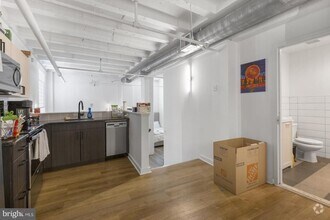 Building Photo - 109 W Wildey St