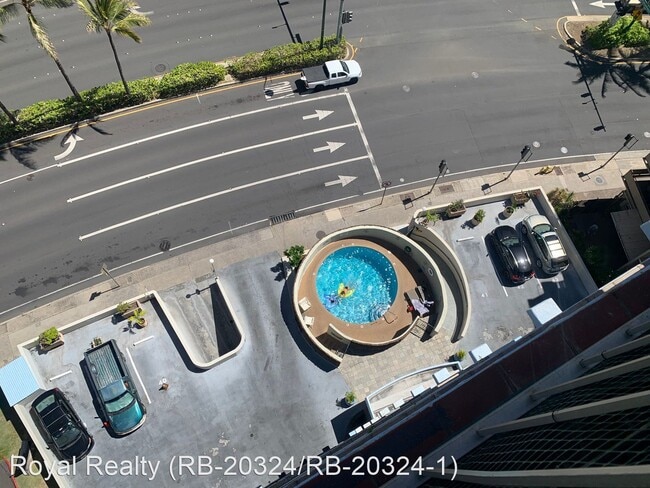 Building Photo - 2 br, 2 bath House - 1804 Ala Moana Blvd #14A