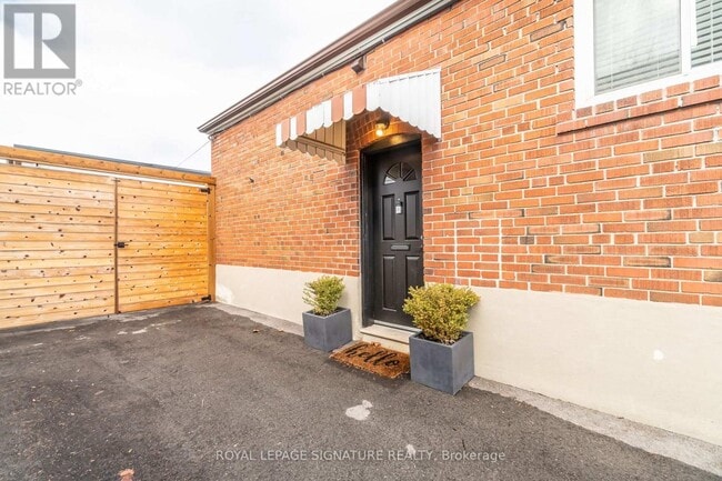 Building Photo - 46 Karnwood Dr