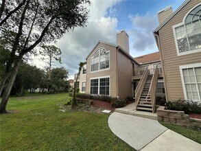 Building Photo - 713 Sandy Ct