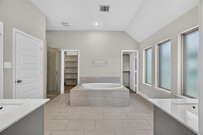 Foto del edificio - 4333 Arbor Crest Ln