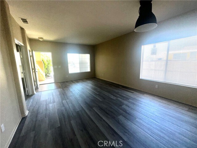 Foto del edificio - 11853 Dellwood St
