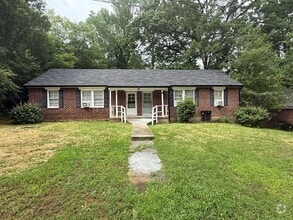 Building Photo - 20 Muscogee Dr