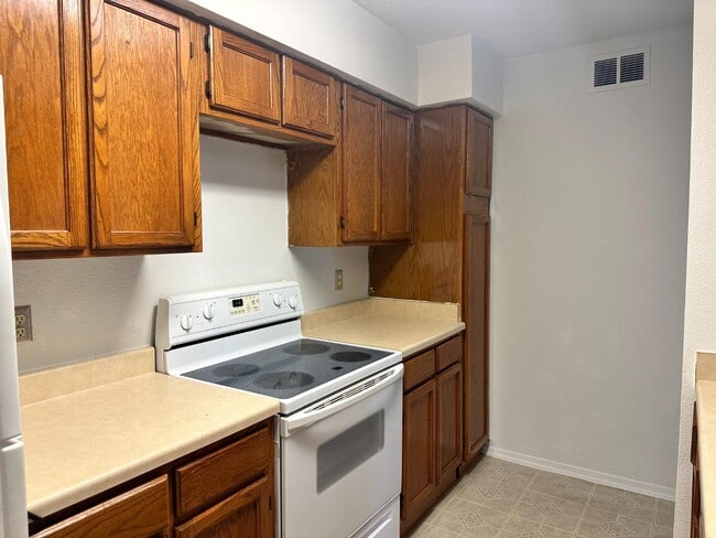 Photo - 7313 Gulf Fwy Apartment