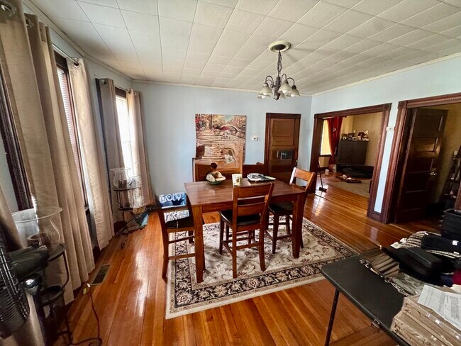 Foto del edificio - 141 Whitwell St