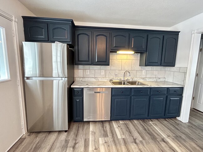 All new appliances - 6506 Minden Ln NE