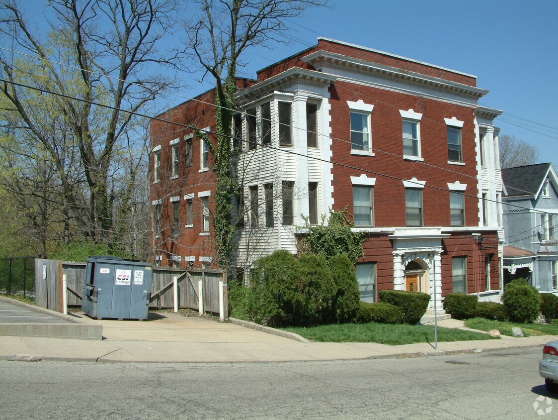 Building Photo - 222 McCormick Pl