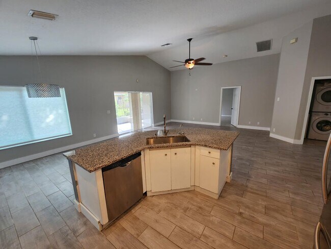 Building Photo - 1174 Landings Run