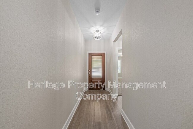 Building Photo - 6083 Akin Cir