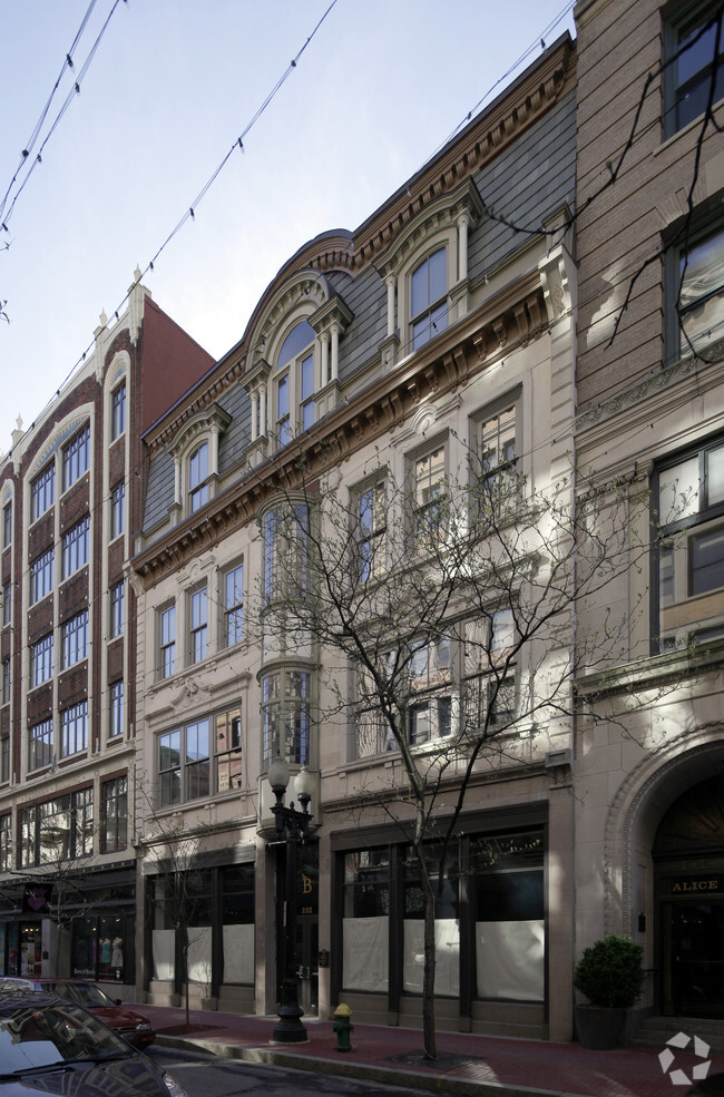 Foto del edificio - The Burgess