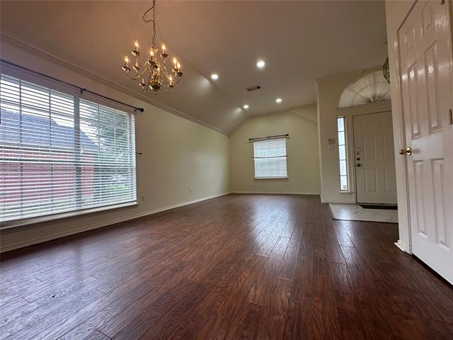 Building Photo - 3820 Harrison Dr