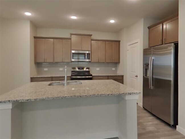Building Photo - 1605 Mexican Heather Dr