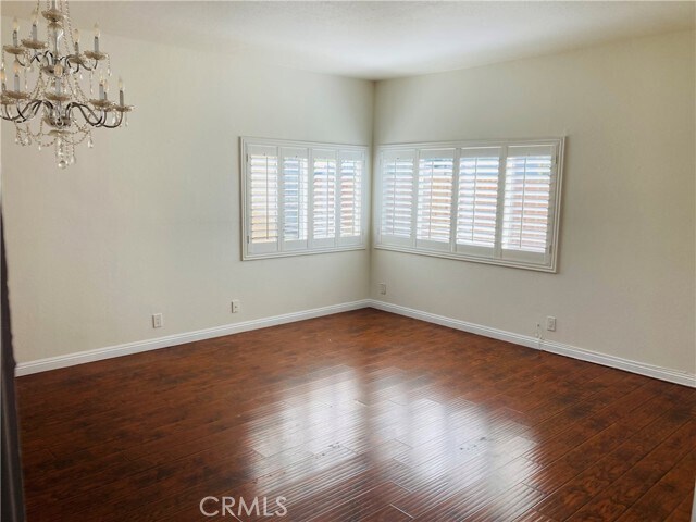 Foto del edificio - 1437 Eastleigh Ave