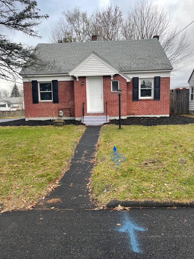 8 Brigadier St, Albany, NY 12205 House Rental in Albany, NY