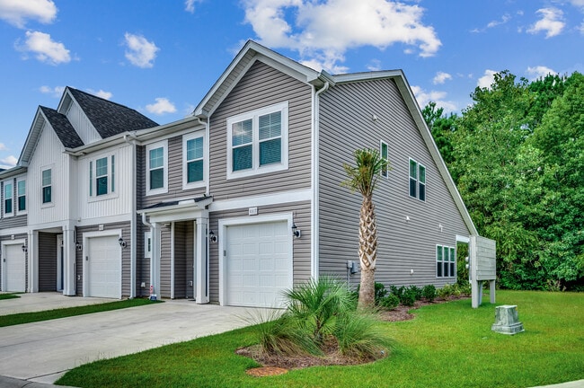 Photo - 487 Waterend Dr Townhome