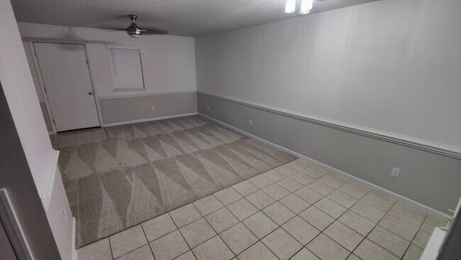 Building Photo - 804 Pine Forest Trail