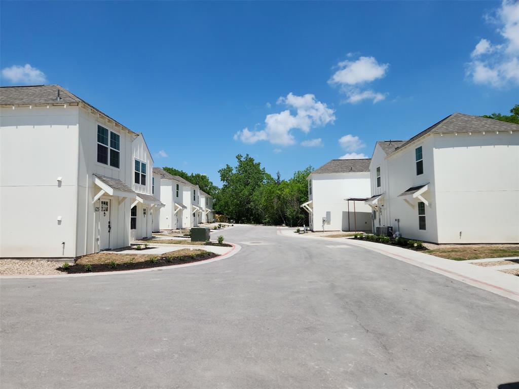 350 Debus Dr Unit 204A, Taylor, TX 76574 Condo for Rent in Taylor, TX