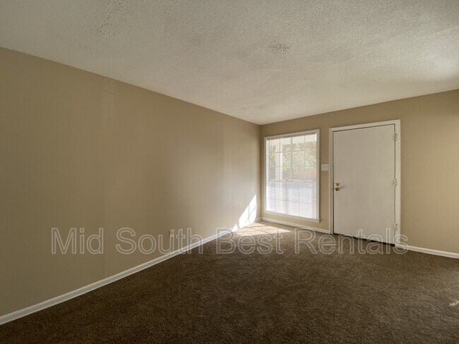 Building Photo - 5480 Flowering Peach Dr