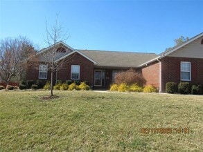 Building Photo - 1589 Sinking Springs Dr