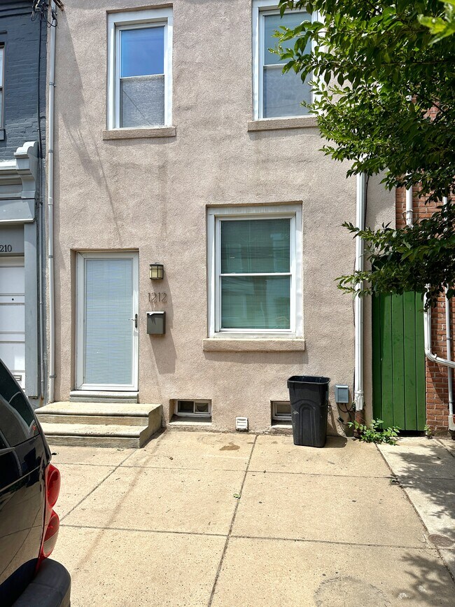 Building Photo - 1212 N 2nd St