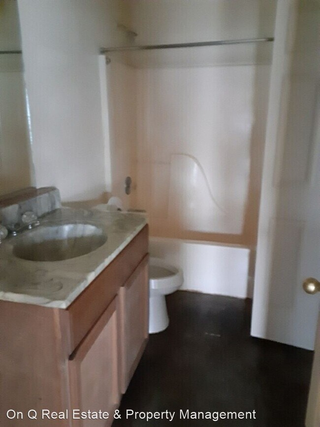 Building Photo - 2 br, 1 bath House - 399 Brian