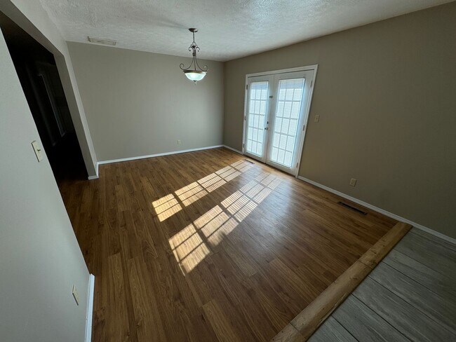 Building Photo - All Brick Home available NOW!