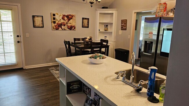Foto del edificio - Charming 3BR House in Ridgeland